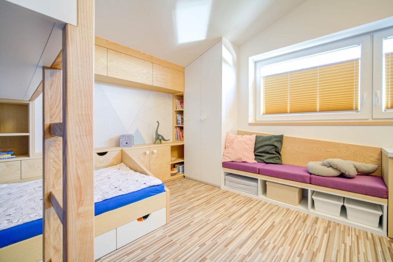 Dětský pokoj z jasanu